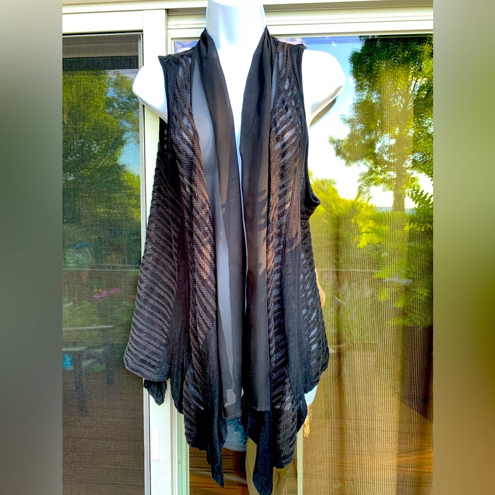 AGB Vest Layering Black XL NWOT